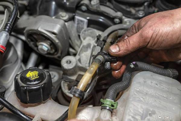 Fuel Pump Replacement Cost: Guide For Cars, Trucks And Engines