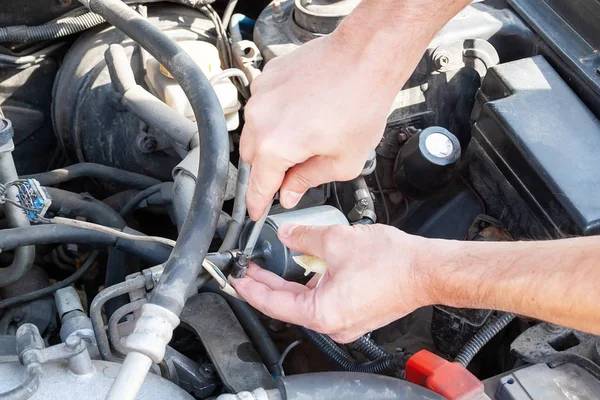 Bad Fuel Filter Symptoms: 9 Warning Signs You Should Not Ignore